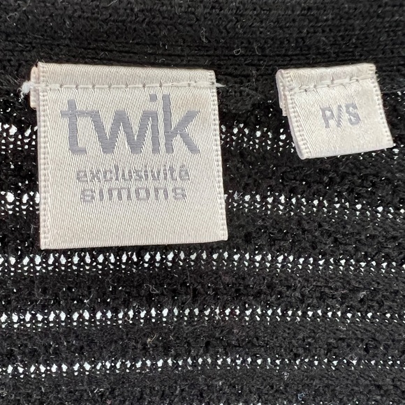 Black Textured Simons Cardigan - Picture 3 of 3